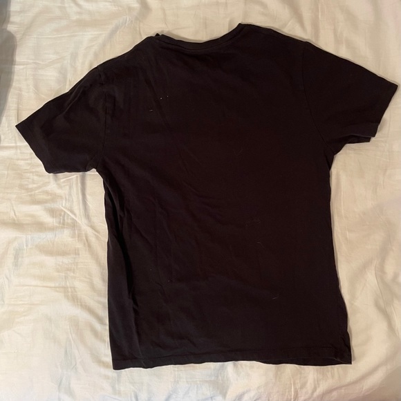 levi’s tee - Picture 2 of 3